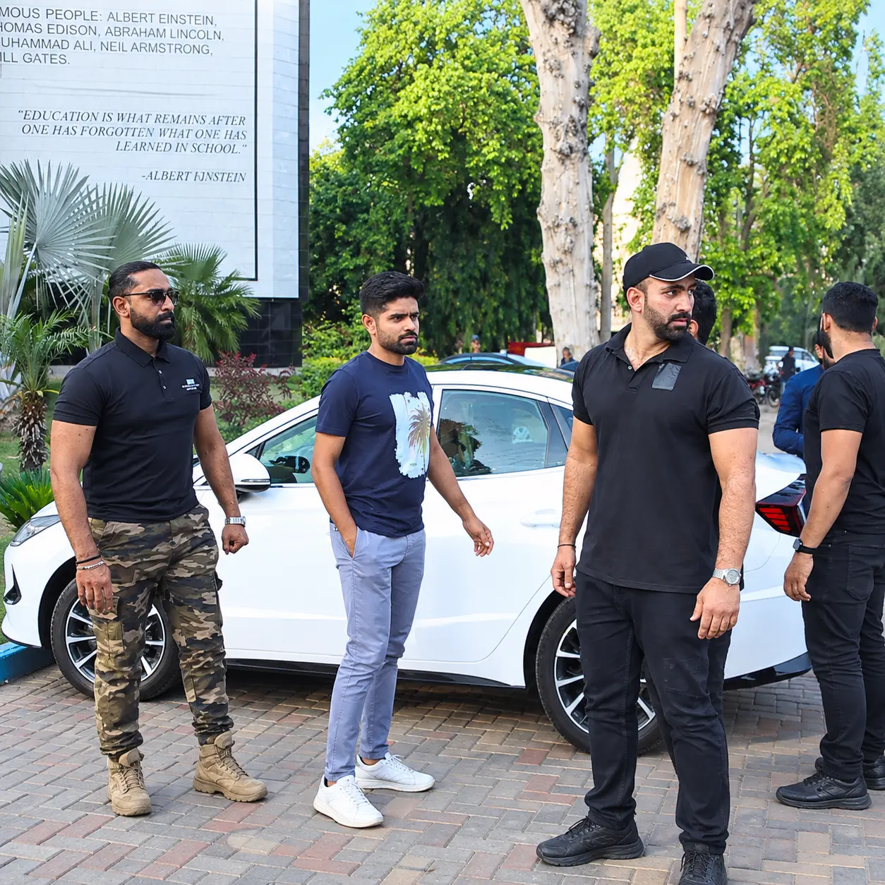 Sports event transportation arranged around a stadium
